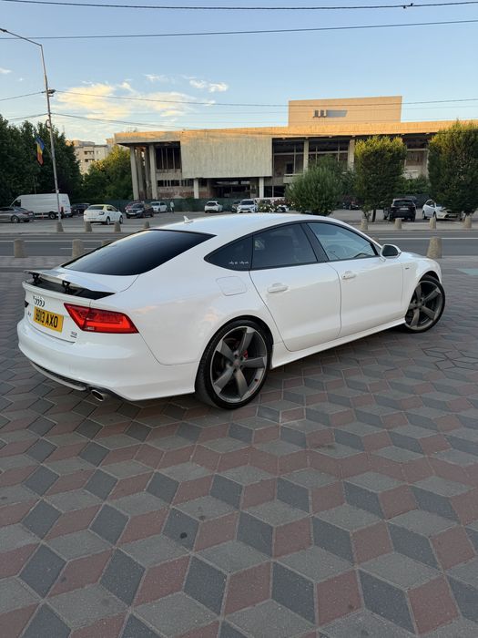 audi a7 quattro s line an fabricație 2013