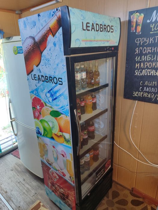 Холодильный шкаф LIADBROS