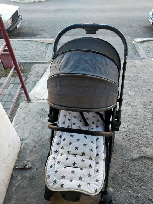 Детская коляска в отличном состояние