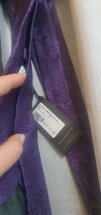 Cravata noua Dinasty, cutie originala, cravata matase naturala 100%