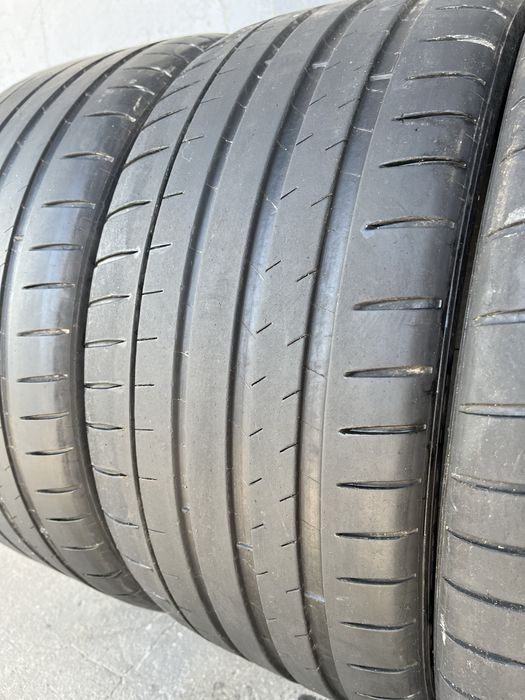 4 бр. летни гуми 235/35/20 Michelin PS4 TO DOT 3318 4-5 mm
