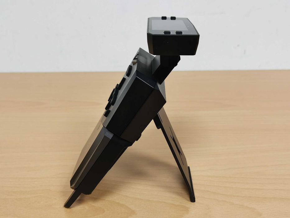 Asus OC Panel и стойка за монтаж