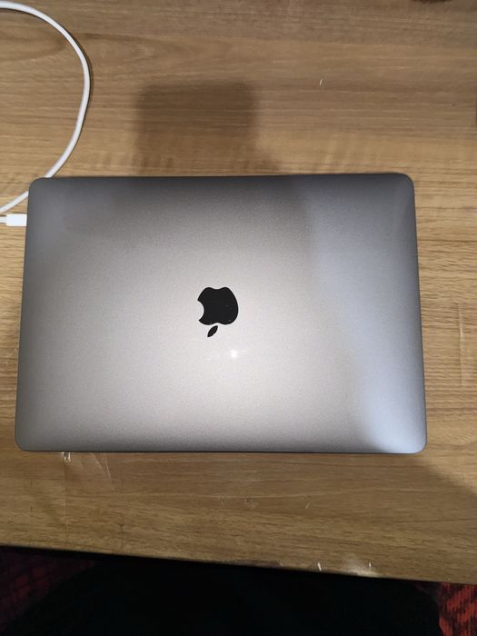 Macbook Pro 13  256gb