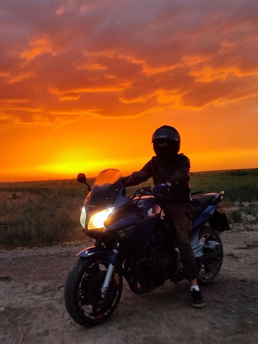 Продам Honda sbf 600