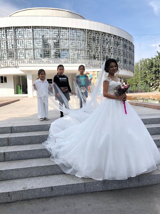 Свадебные платья