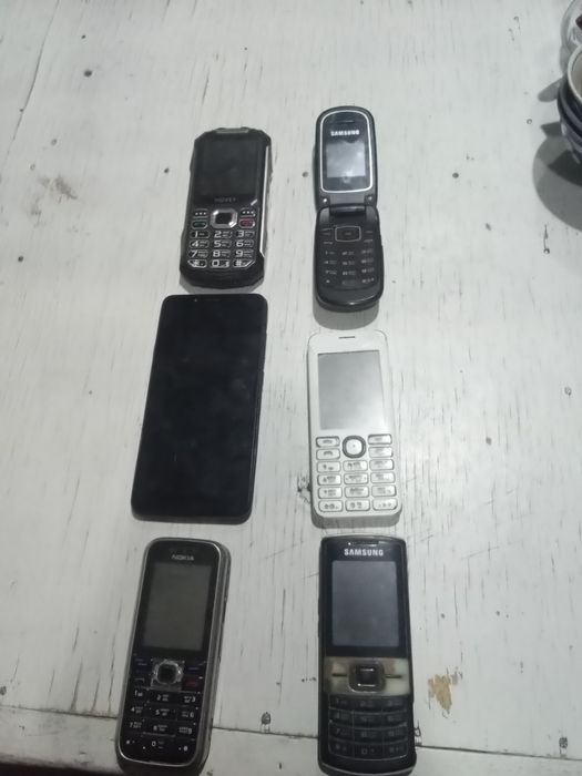 Telefonlar sotiladi zapchasga 200 000so‘m