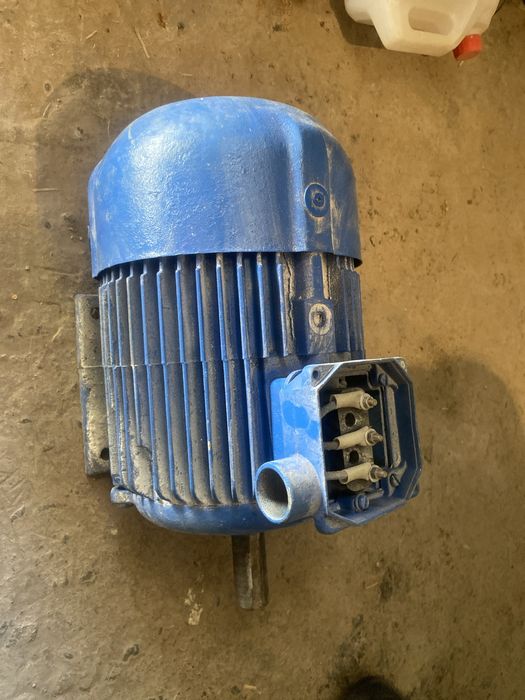 Электродвигатель