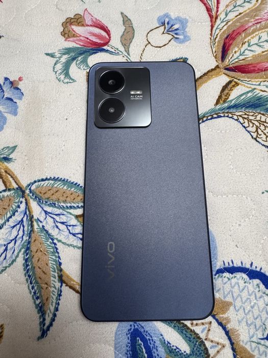 Продам vivo Y22.