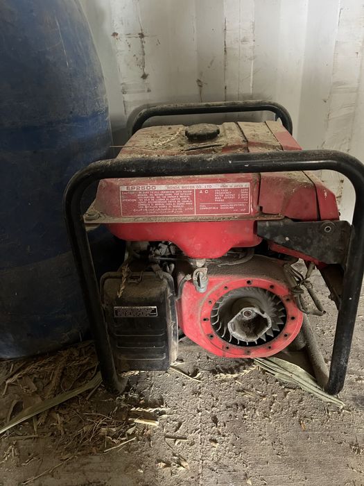 Генератор продам за 10000