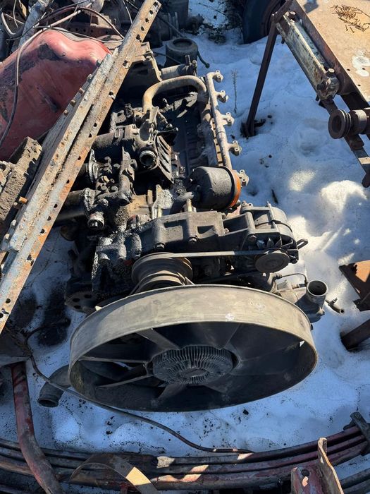 В разбор двигатель с навесным магирус