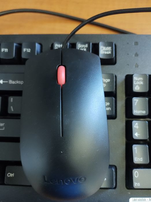 Calculator Lenovo+monitor Lenovo