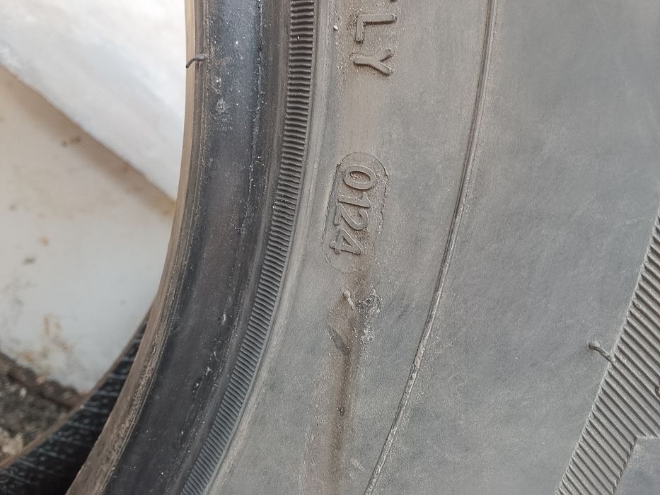 Шины летние от Ленд Крузер 105