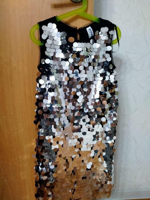 Продам красивое платье