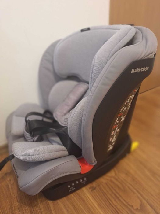 Scaun auto copii Maxi-Cosi Titan (9-36 kg), Isofix, gri, stare buna