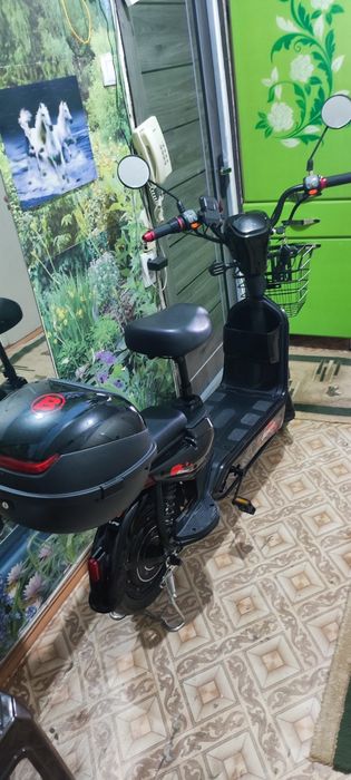 Электроскутер Bonvi 001