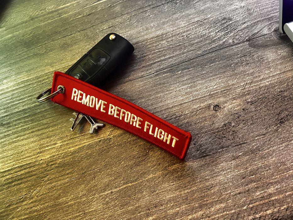 Breloc Remove Before Flight