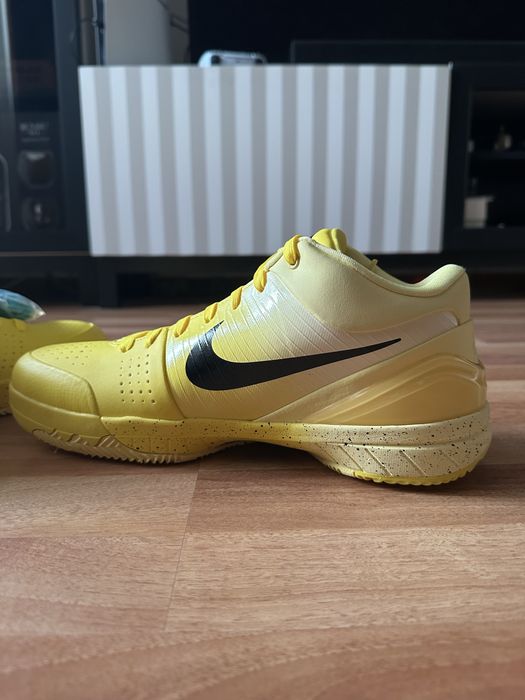 Adidasi Nike X Kobe