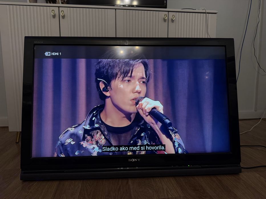 Продам телевизор