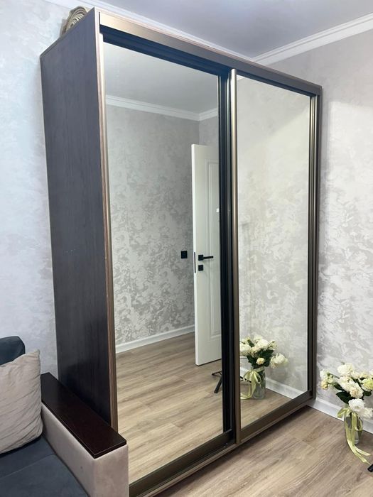 Продам диван и шкаф-купе