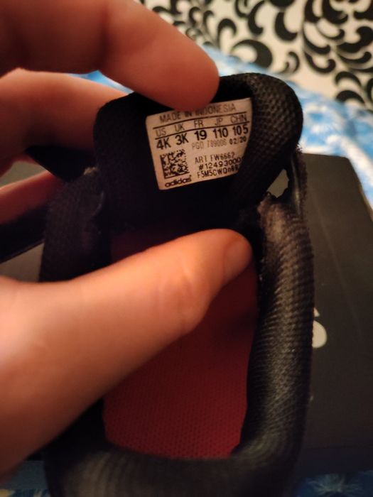 Детски маратонки Адидас(оригинални)