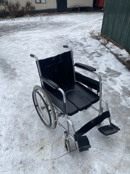 Инвалидная коляска