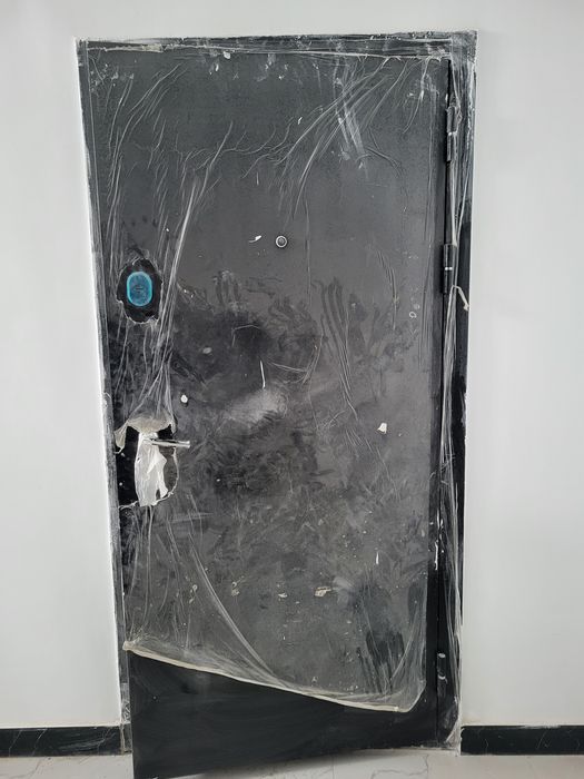 Продам дверь наружный