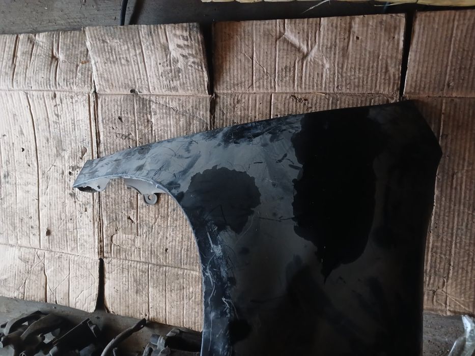 Крыло Фольксваген  Гольф5