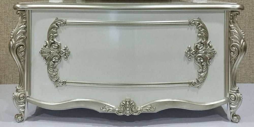 Har xil kõrinishdagi zamonaviy sandiqlar