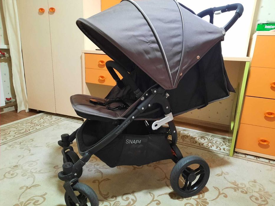Коляска прогулочная Valco Baby