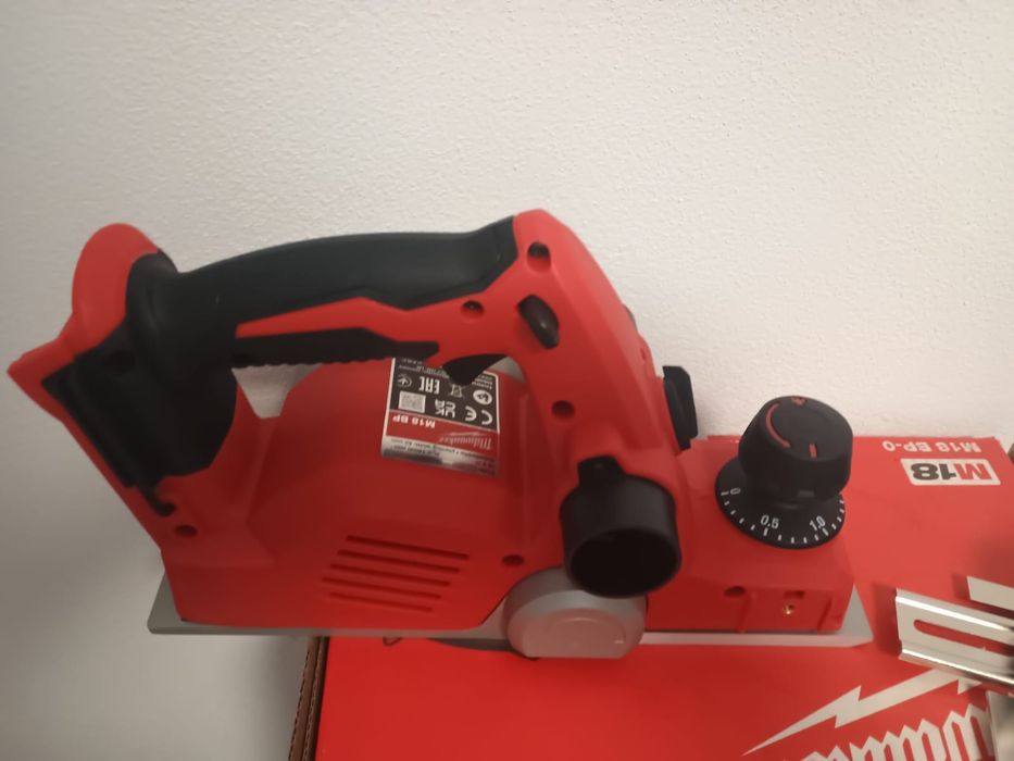 Rindea milwaukee m18 BP noua. La cutie