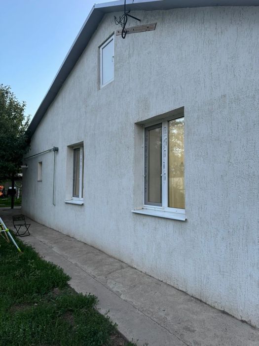Продается дом с 8 сотками . Ипотеку проходит.