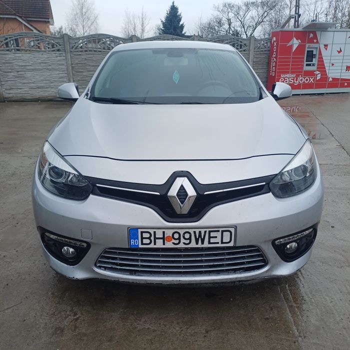 Renault Fluence argintiu
