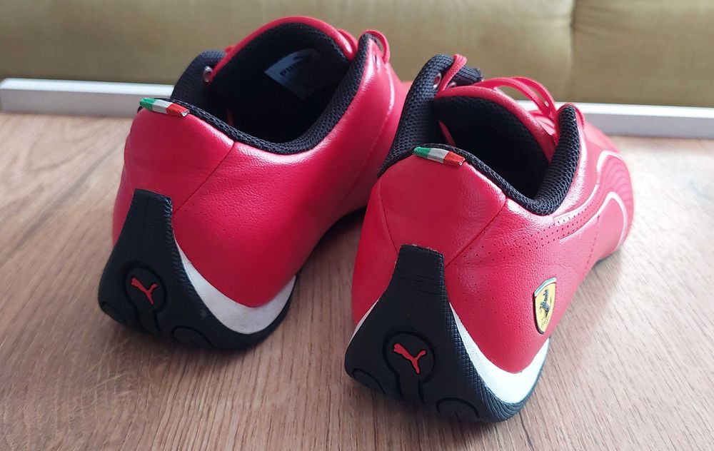 Маратонки PUMA нови номер 37,5