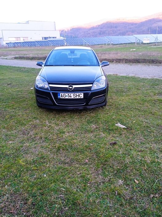 Vând Opel Astra H