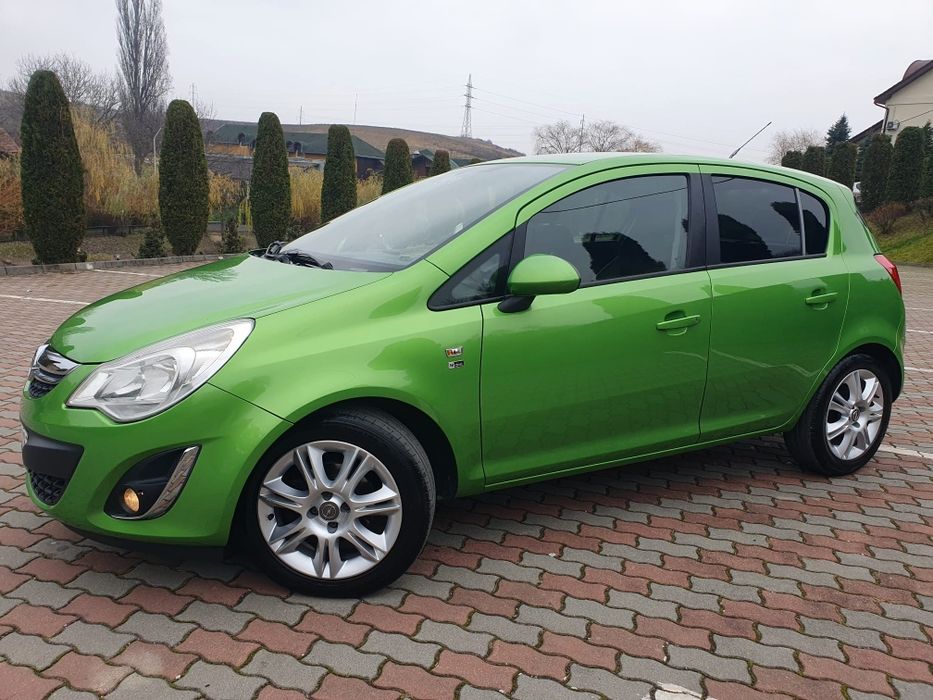 *Opel corsa facelift*1.4benzina*87cai*euro5*2012*germania adusa*