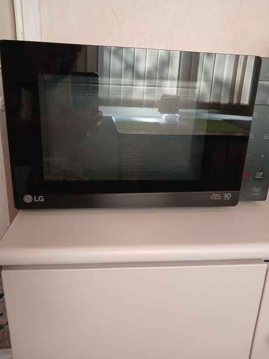 Микроволновка для кухни,в офис куда угодно