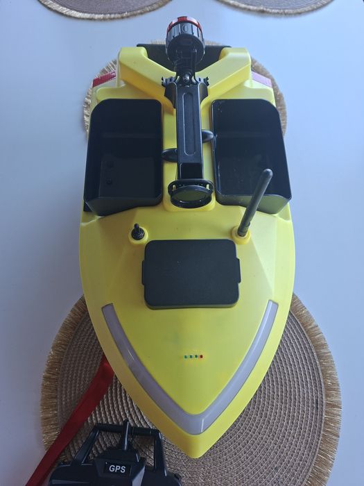 Navomodel barcuta plantat flytec v030 tunning + rezerve si tunning