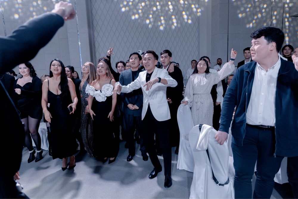 Шоу программа с диджеем