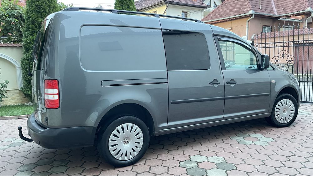 VOLKSWAGEN Caddy 2012 — imagine 3