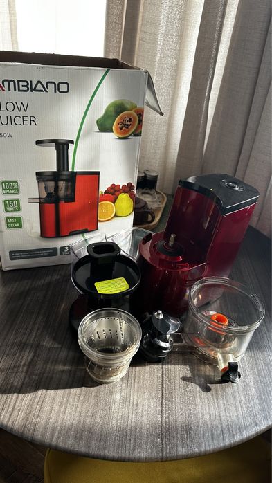 Соковыжималка Slow Juicer в отличном состоянии!