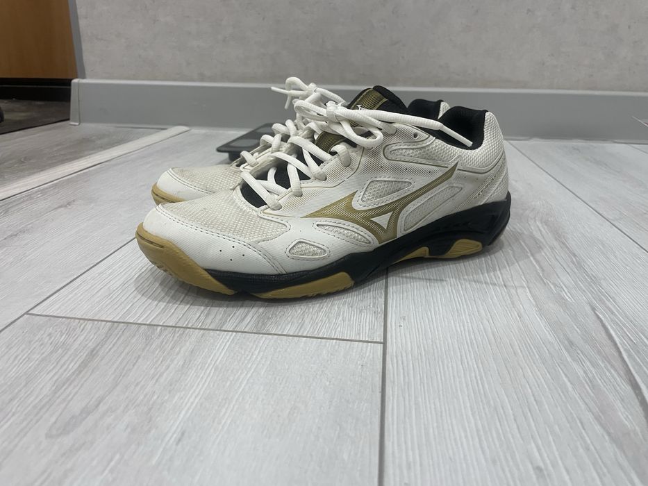 Красовки Mizuno б/у