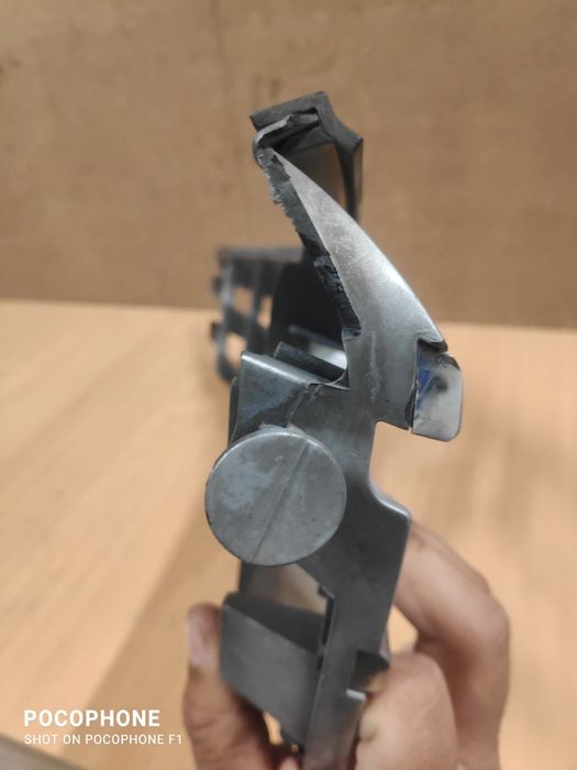 Маска - решетка Mercedes C class W204  2008г. Със Забележки!!