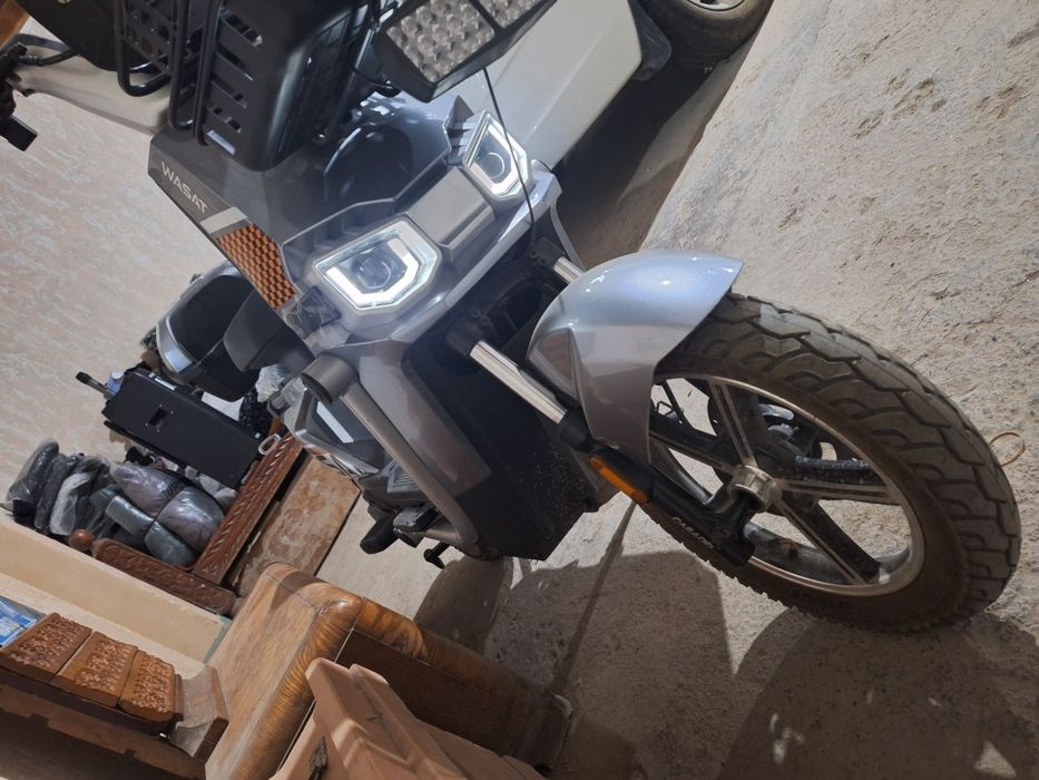 Скутер Vasat Electro