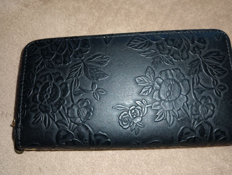 Дамско  портмоне в три цвята