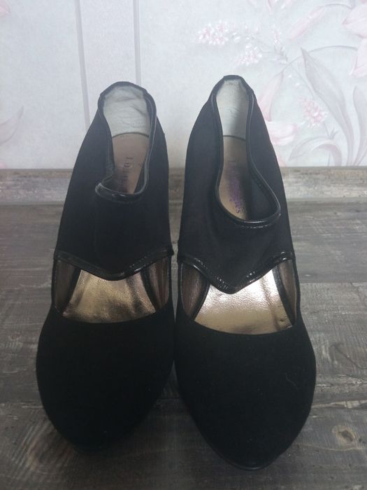 Туфли женские на каблуке + платформа.
