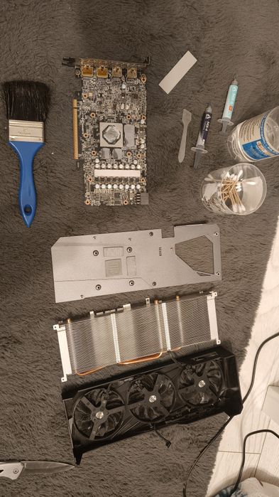 Placa video Gigabyte RX6600 XT Gaming OC 8gb impecabila, 3x vent