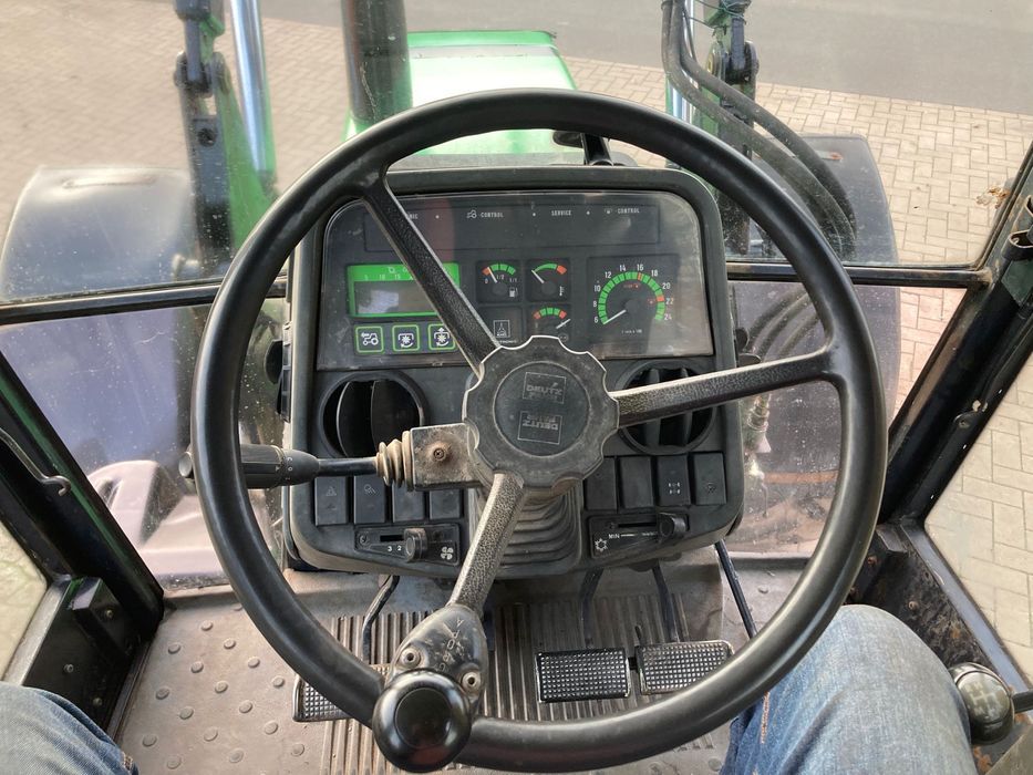 Tractor Deutz Fahr 6.21, 117 cai, cupă și furcă