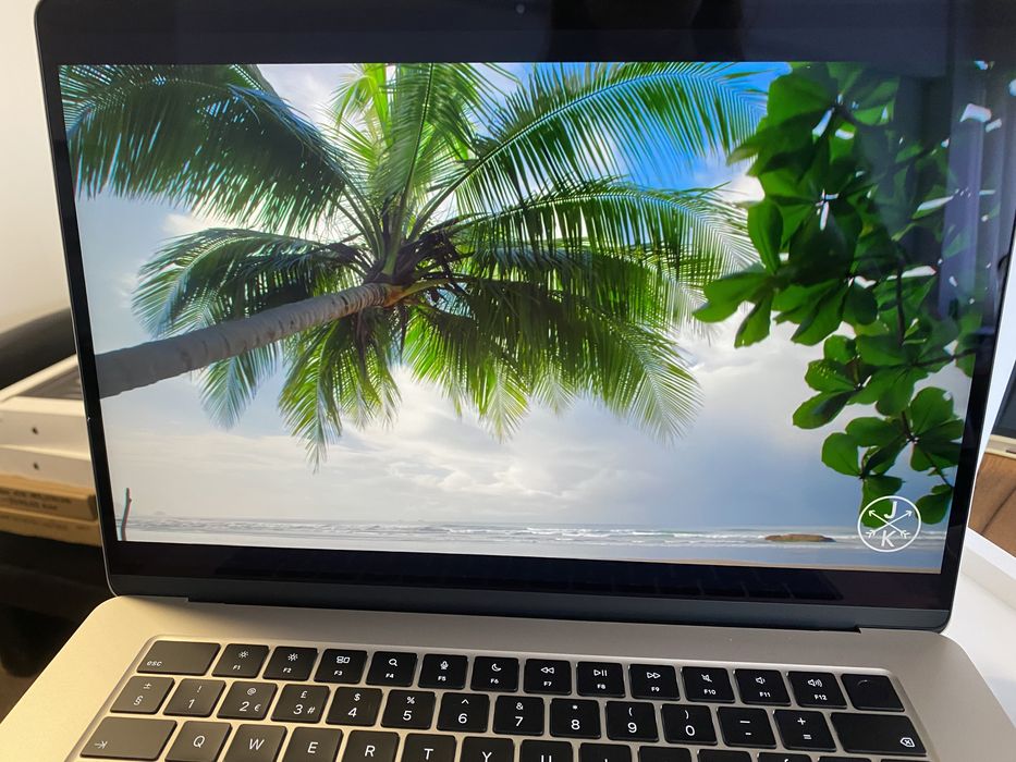 MacBook Air 15-inch/ 256 Gb / Starlight