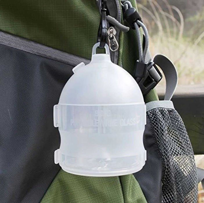 Сгъваема чаша за вино в кутийка за съхранение