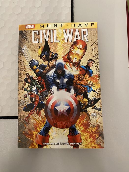 Banda Desenat Civil War Marvel Must Have